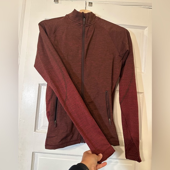 Lululemon ready to run jacket evanescent - Picture 3 of 11